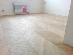 PARKIET LITY JODEŁKA FRANCUSKA DĄB  NATUR SUROWA 16x70mm